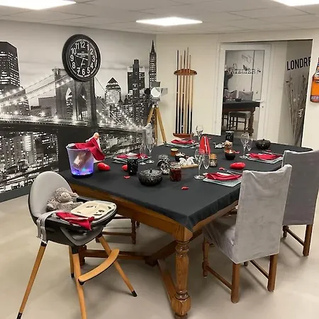 4 Personnes Avec Cuisine Equipee Et Parking Clos *